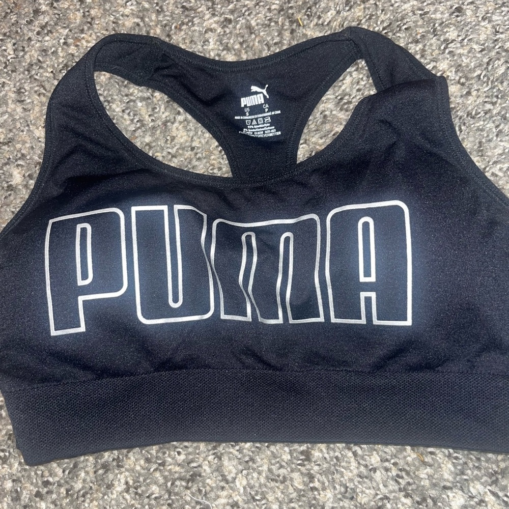 black puma sports bra